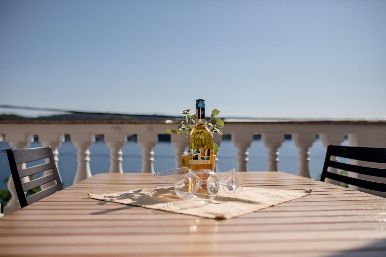 Apartments And Rooms By The Sea Supetarska Draga - Gornja, Rab - 11579 Экстерьер фото