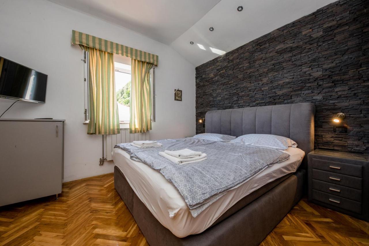 Apartments And Rooms By The Sea Supetarska Draga - Gornja, Rab - 11579 Экстерьер фото