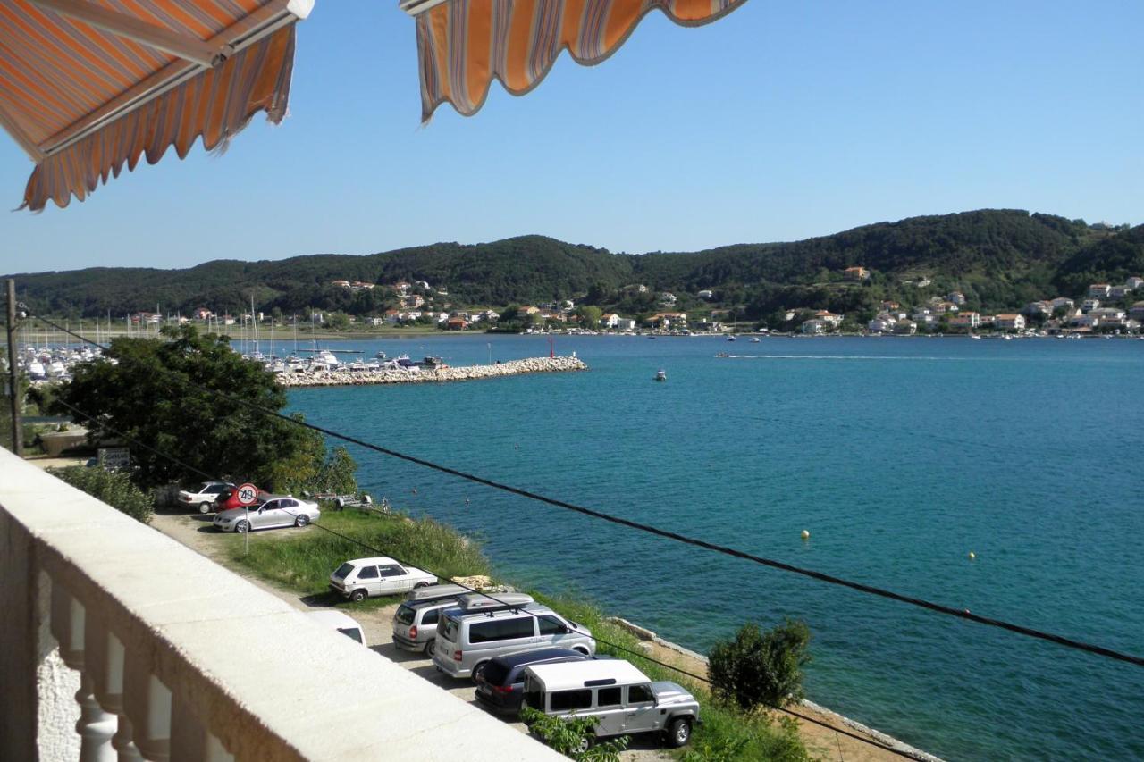 Apartments And Rooms By The Sea Supetarska Draga - Gornja, Rab - 11579 Экстерьер фото