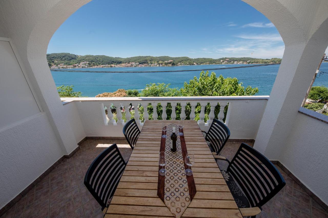 Apartments And Rooms By The Sea Supetarska Draga - Gornja, Rab - 11579 Экстерьер фото
